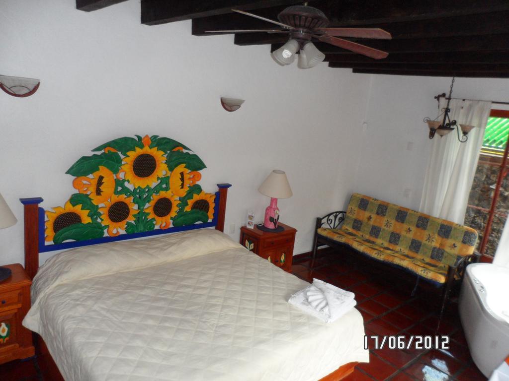 Hotel Spa Mi Pueblito Tepoztlan Cuernavaca Ruang foto